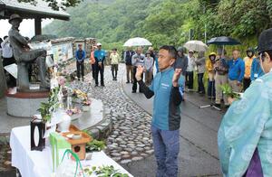 安全な登山を愛好家らが祈った「海のウェストン祭」＝糸魚川市