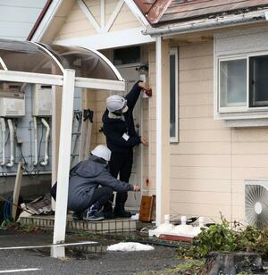 建物の安全性を調べた被災建築物応急危険度判定=1月3日、新潟市西区