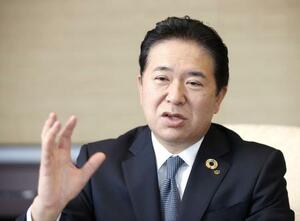 　インタビューに応じる大和証券グループ本社の荻野明彦社長