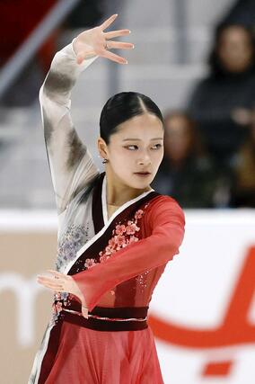 女子フリー 演技する渡辺倫果=レークプラシッド(共同)