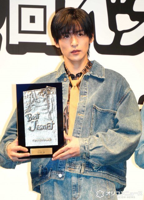 目黒蓮、ベストジーニスト受賞を今年も愛犬に報告 殿堂入りにも意欲