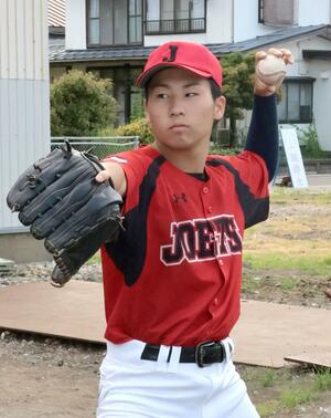 世界少年野球大会の日本代表に選ばれた西戸大地さん=上越市下源入