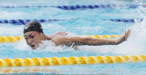 全国中学校体育大会の男子200メートル個人メドレーで3位に入った根岸歩夢=2023年8月、香川県高松市の県立総合水泳プール