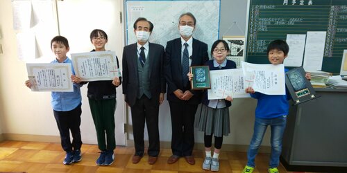 新聞記事感想文コンクール：大賞と会長賞（長岡希望が丘小学校・浜浦小学校） NIE推進協議会