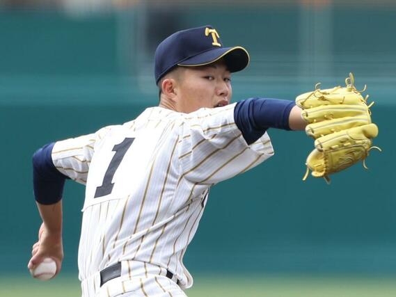 帝京長岡先発の工藤壱朗＝２３日、阪神甲子園球場