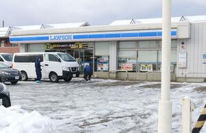 強盗未遂事件のあったローソン新潟下和納店=1月16日、新潟市西蒲区下和納