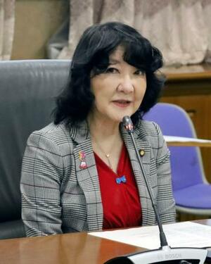 全国財務局長会議で発言する片山財務相=6日午前、財務省