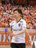 新潟-FC東京 昨季まで新潟に所属したFC東京のMF高宇洋。試合後、サポーターにあいさつした=デンカビッグスワン