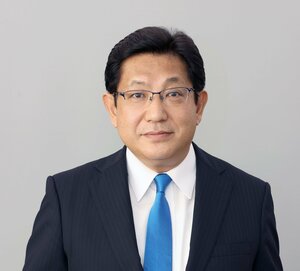 塚田一郎氏