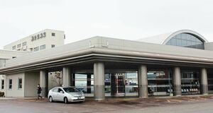 燕労災病院=2022年、燕市佐渡