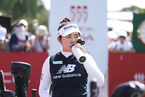 ビュイックLPGA第1ラウンド、1番に臨む山下美夢有=9日、上海(ゲッティ=共同)