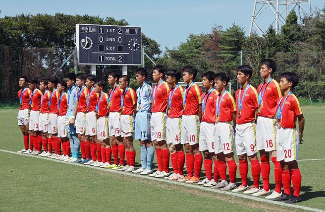 3位入賞を果たした帝京長岡イレブン=8月2日、福島県Jヴィレッジ