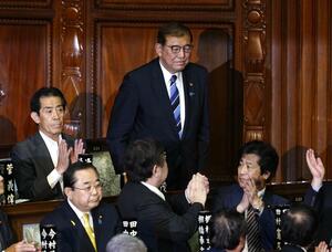 衆院本会議で第102代首相に指名された自民党の石破茂総裁=10月1日午後2時14分