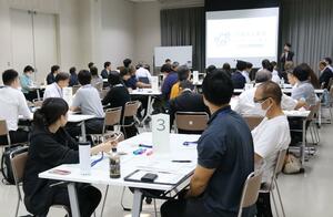 三条の人事部コンソーシアムで取り組む重点事業を確認した準備会=三条市須頃1