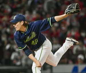 　６回１失点で３勝目を挙げたヤクルト・高梨＝マツダ