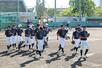 練習を始める新潟産大付ナイン=8日、兵庫県西宮市 鳴尾浜臨海公園野球場