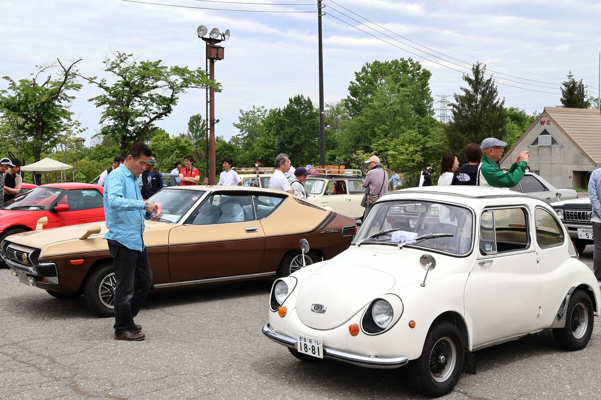 ヨタハチ」「てんとう虫」「2代目シルビア」…クラシックカー100台に旧