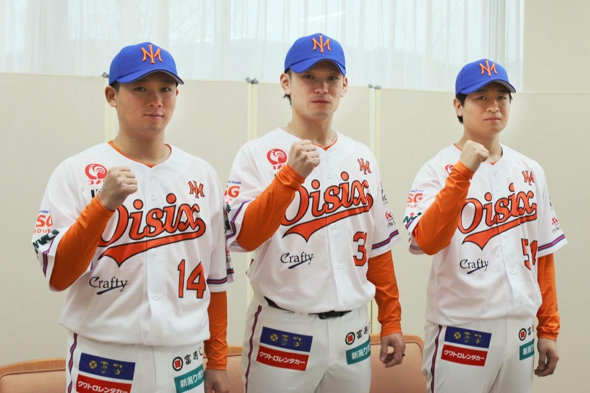 プロ野球オイシックス新潟］元NPB選手3人が入団会見！元DeNAの