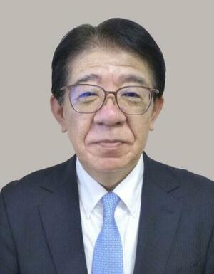 　金子恭之国交相