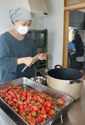 食材加工のため設けた「新潟のおいしい循環ラボ」=新潟市中央区