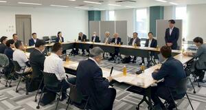 法人名の変更と活動の拡充を決めた総会＝新潟市秋葉区