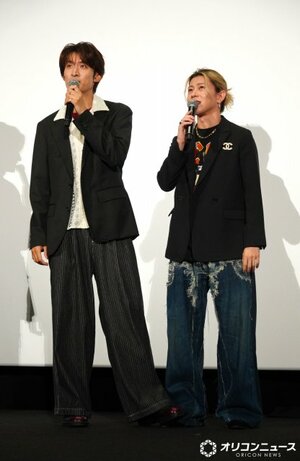 さりげなく末澤誠也(右)の足を踏む向井康二 (C)ORICON NewS inc.